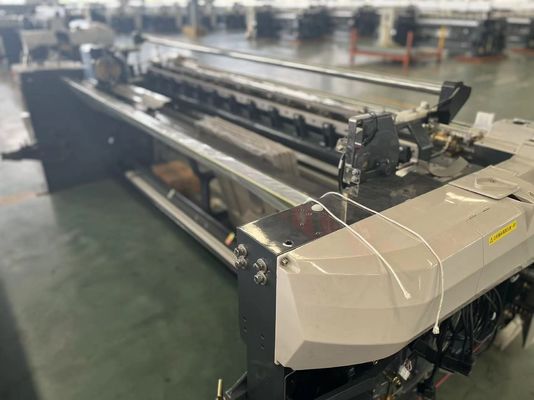 L'eau de déformation à grande vitesse électronique Jet Loom de machine du métier à tisser de ratière de bec simple 1000RPM