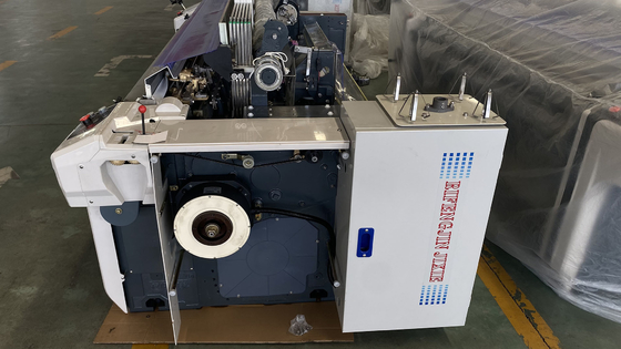 L'éolienne horizontale de petit pain de tissu de tissu bavardent tordant l'eau Jet Machine Textile