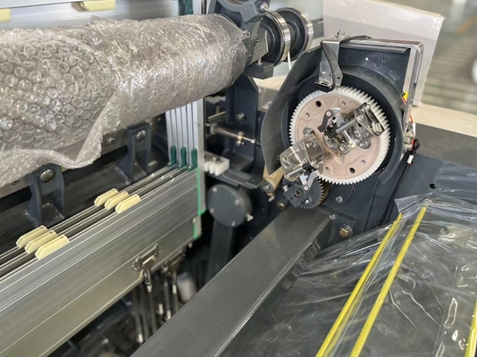 Machine de tissage simple de tissu de pompe 190cm l'eau Jet Weaving Machine de 1200 t/mn