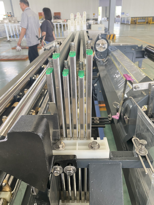 L'eau mécanique électronique Jet Loom Weaving Machine du métier à tisser de ratière de double bec 210cm
