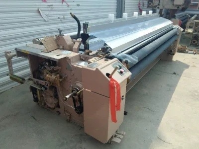 Rejet élastique latéral de came de Jet Textile Weaving Loom With de l'eau de tissu du tissu quatre